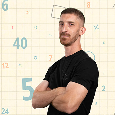 תום צדקה, מורה למתמטיקה